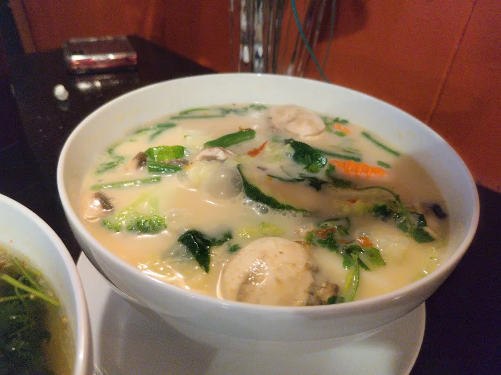Mr. E_Kanlaya Thai Kitchen_Allison Park, PA_avis