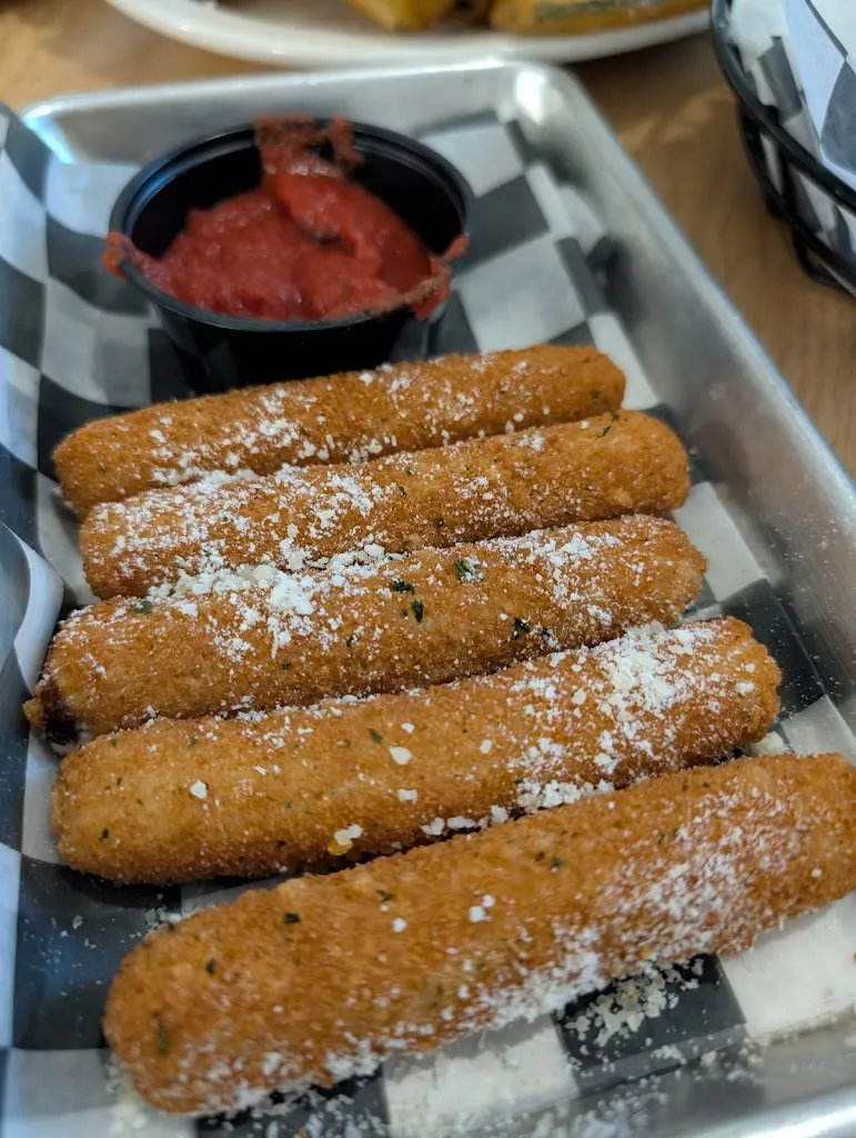 Ken Petri_Nox’s on 8_Allison Park, PA_review