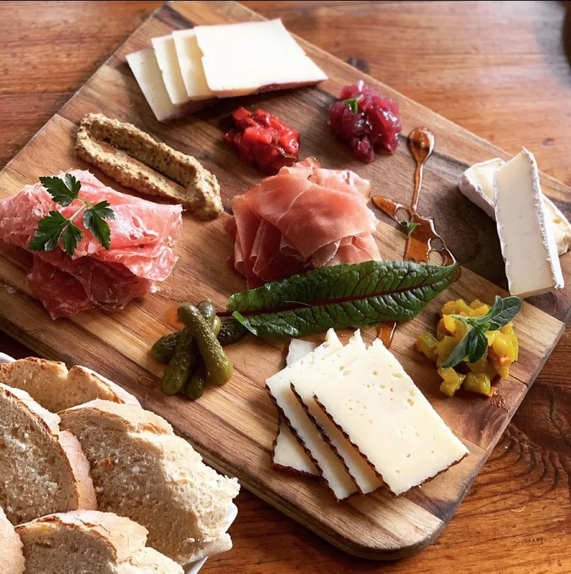 Local Wine & Kitchen_Ardmore, PA_slider_immagine_2
