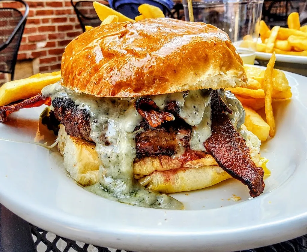 McCloskey's Tavern_Ardmore, PA_slider_immagine_2