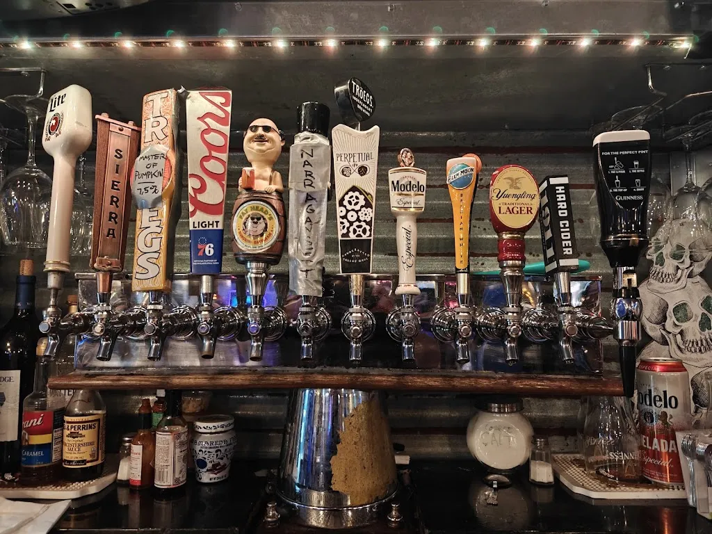 Audubon Ale House_Audubon, PA_slider_image_2