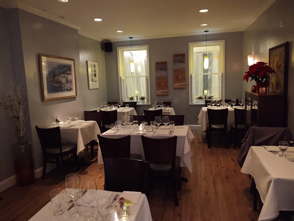 Agua Bistro restaurant à Eagleville, PA