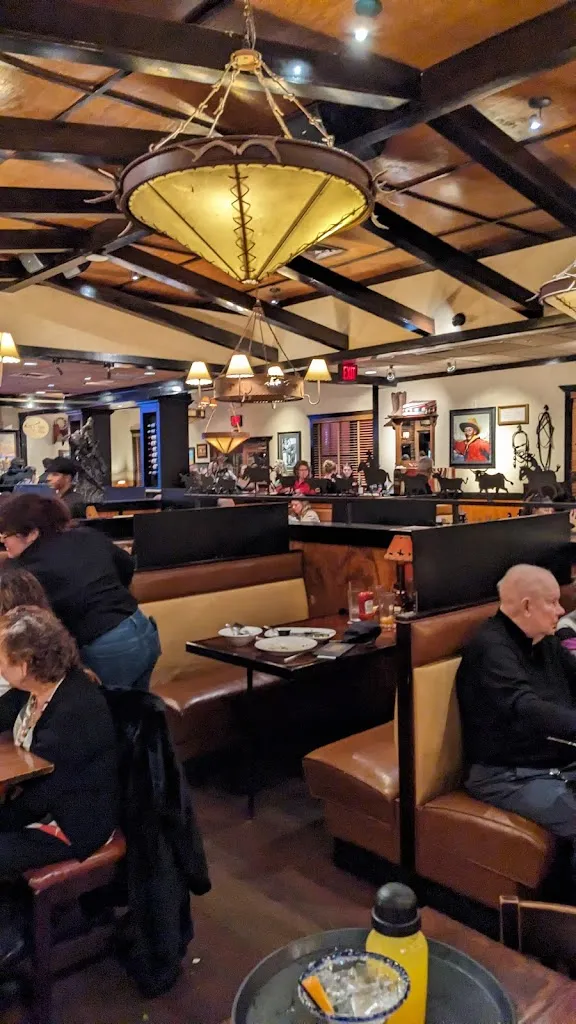 LongHorn Steakhouse_Norristown, PA_slider_image_3