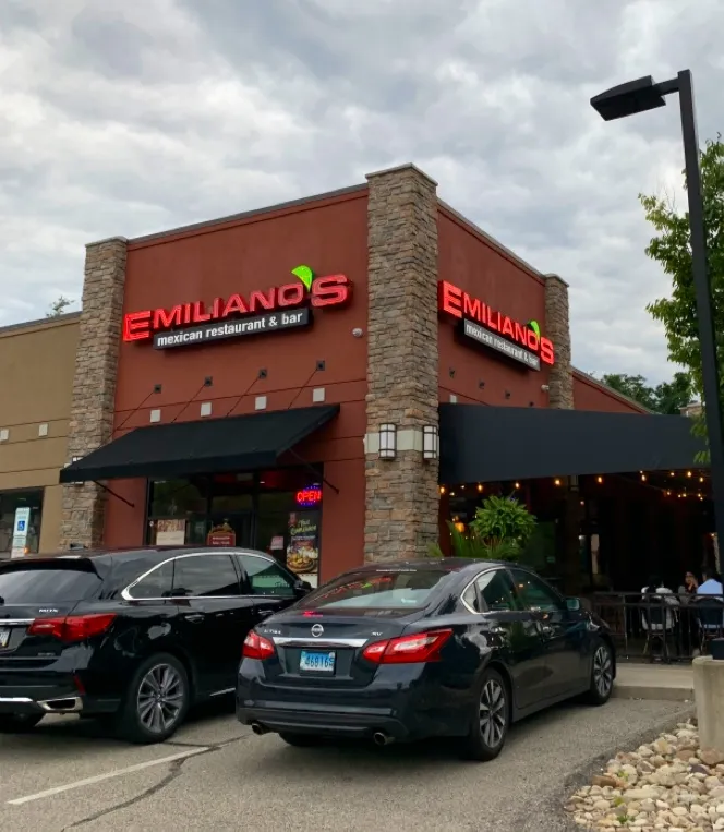 Emiliano's Mexican Restaurant & Bar (Bethel Park) restaurante en Bethel Park, PA