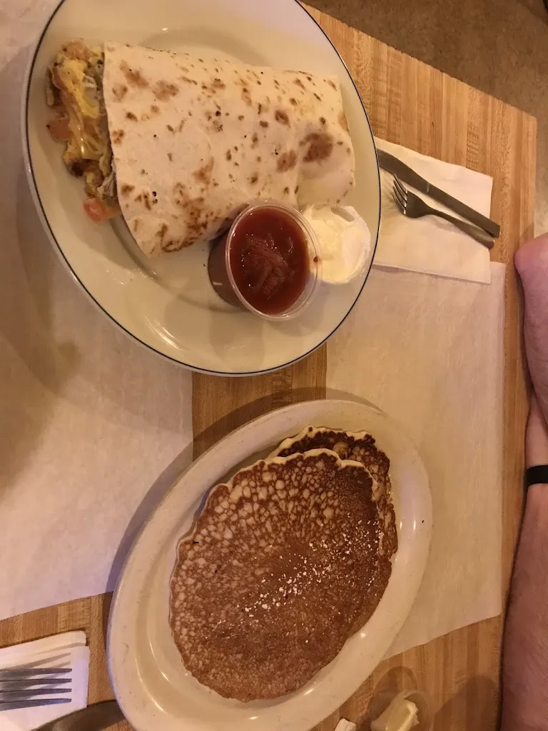 Ria Fruscello_Lemonhead's Brightwood Grille_Bethel Park, PA_reseña