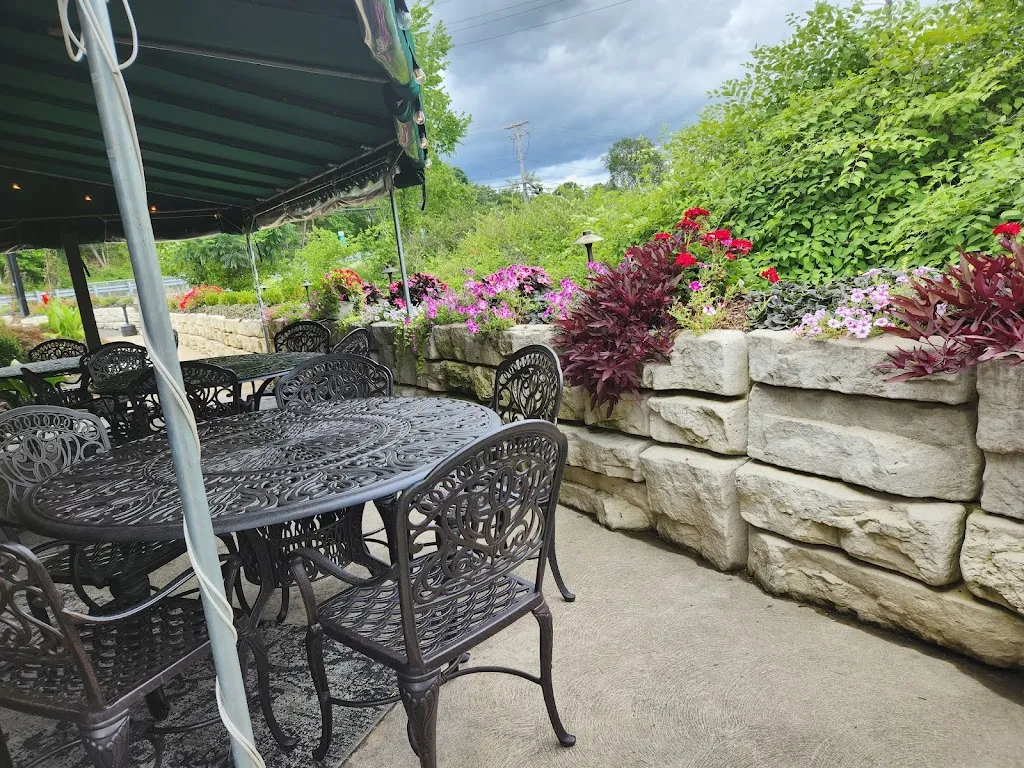 Trolley Stop Inn restaurante en Bethel Park, PA