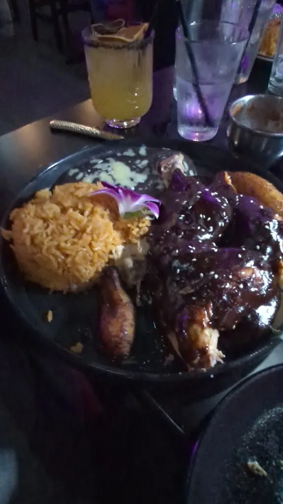 Viva La Vida Mexican Bar & Grill_Pittsburgh, PA_slider_image_2