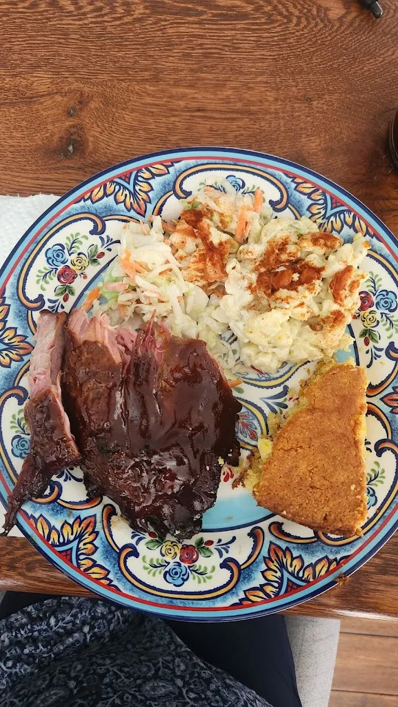 Diana Cramer_Doc's Bar-B-Q and Smokehouse_Cecil, PA_reseña