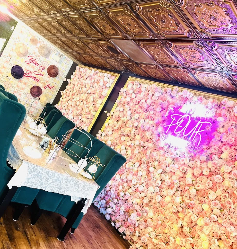 K W_Velvet Cocktail Bar/Resturant & Velvet Hi!Tea_Cecil, PA_review