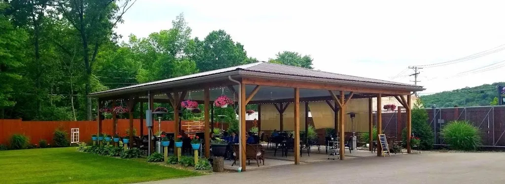 Anna Marie's Winery & Cafe restaurant à East Butler, PA