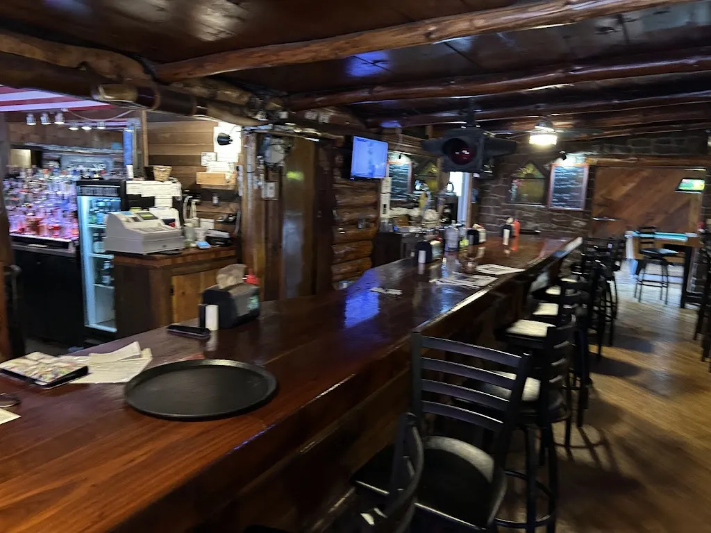 A&W West End Grill restaurante en Coudersport, PA