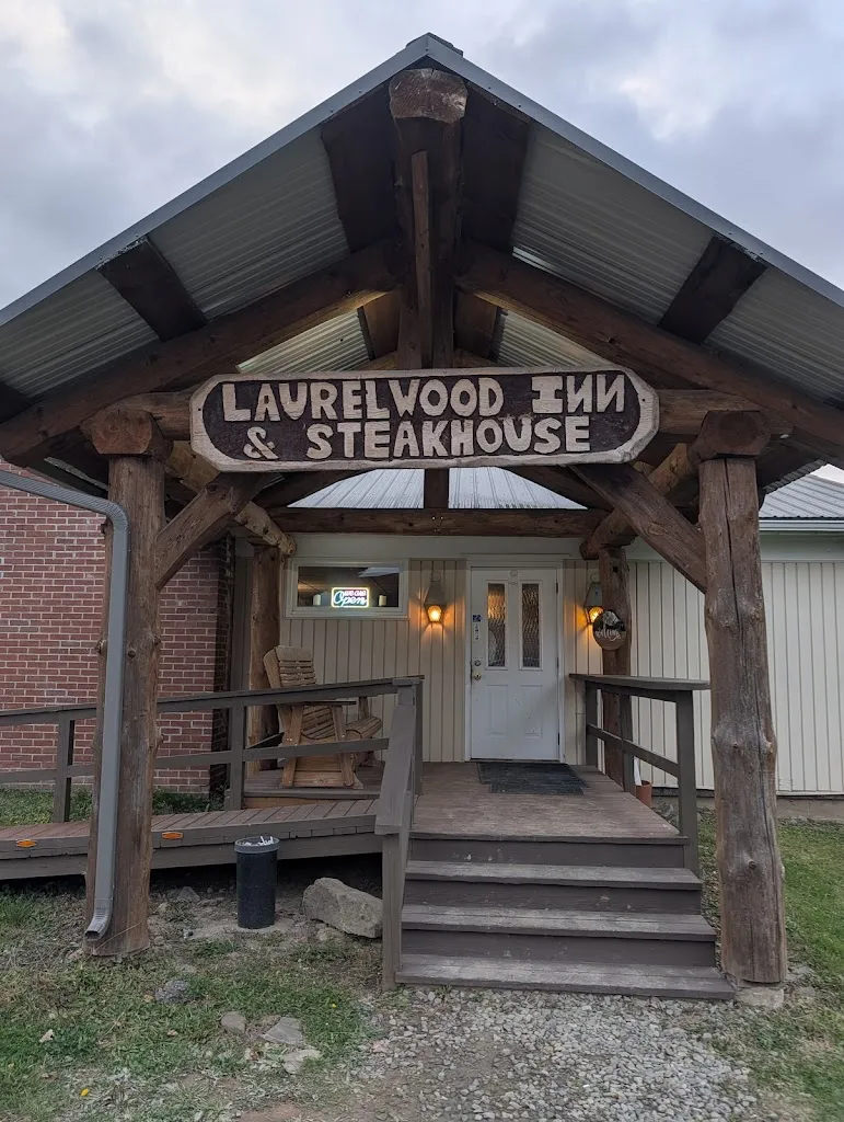 Laurelwood Inn & Steakhouse restaurante en Coudersport, PA