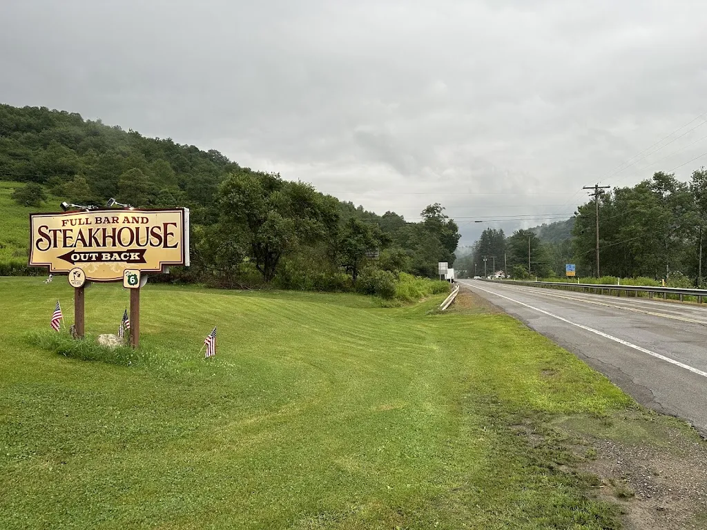 Laurelwood Inn & Steakhouse_Coudersport, PA_slider_imagen_3