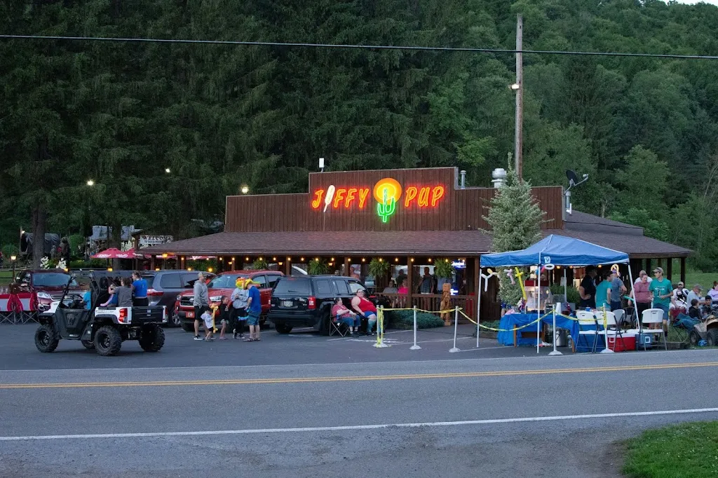 Gary's Putter Golf & Jiffy Pup Restaurant restaurante en Coudersport, PA