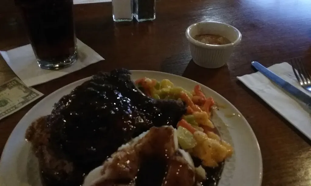 Mike's New Moon Saloon_Gibsonia, PA_slider_image_2