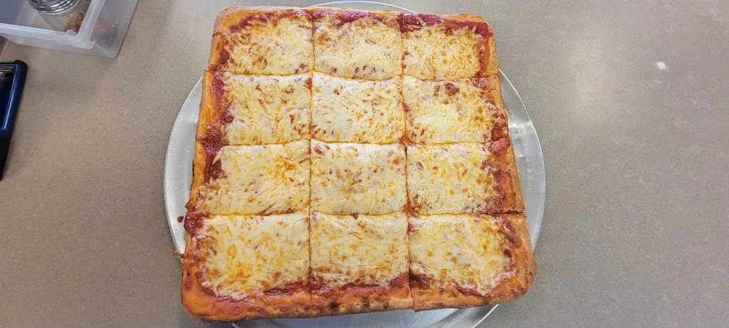Stello's Pizzeria_Russellton, PA_slider_image_2