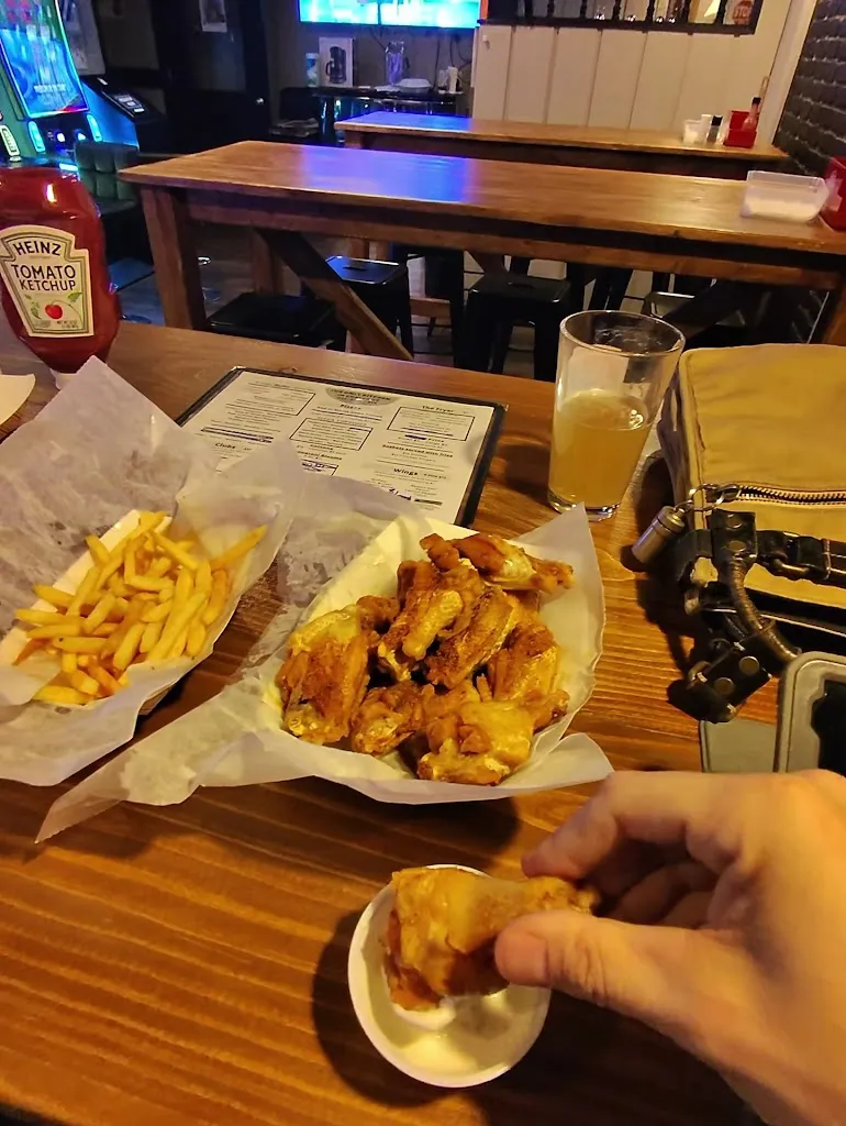 Tugboat’s_East Pittsburgh, PA_slider_imagen_2