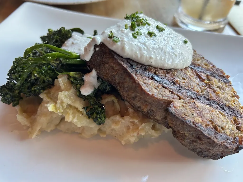 Fig & Ash_Pittsburgh, PA_slider_image_3