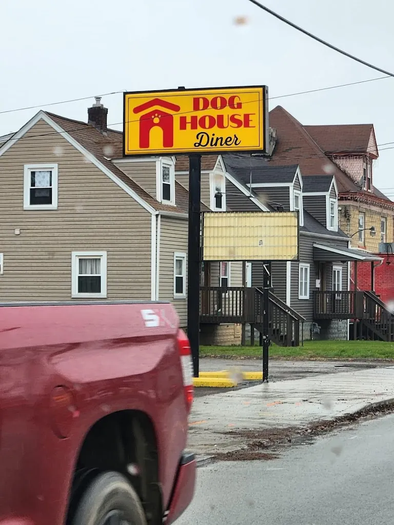 Dog House Diner restaurante en Washington, PA
