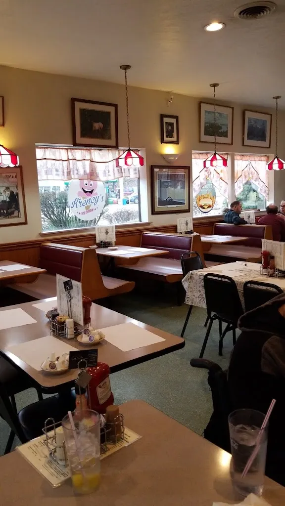 Dee B_Krency's Ice Cream_Washington, PA_reseña