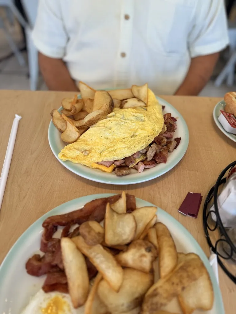 Carly J_Cafe Gianna_Coraopolis, PA_avis