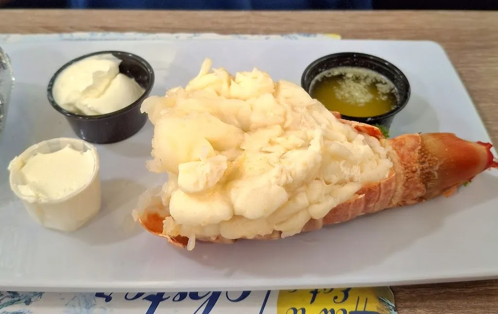Rachelle R_The Avenue Restaurant & Catering_Wyoming, PA_reseña