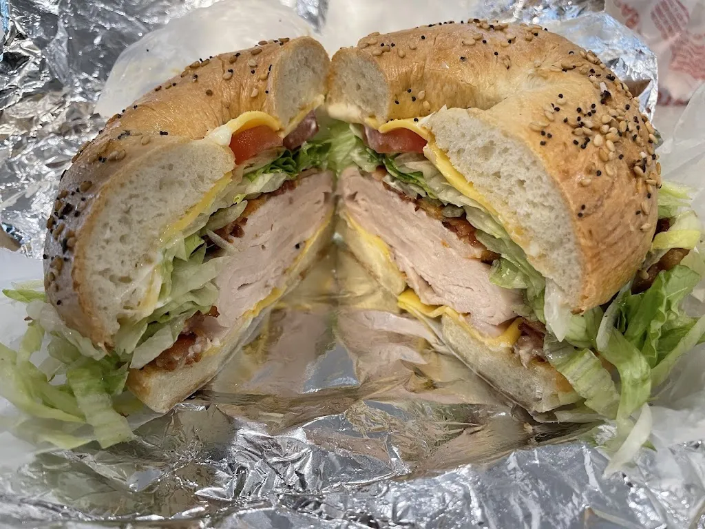 Jalapeño Grill & Fresh Bagel_Exeter, PA_slider_imagen_3