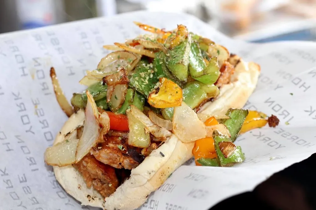 Notis The Gyro King 2.0: The Next Generation restaurante en Exeter, PA