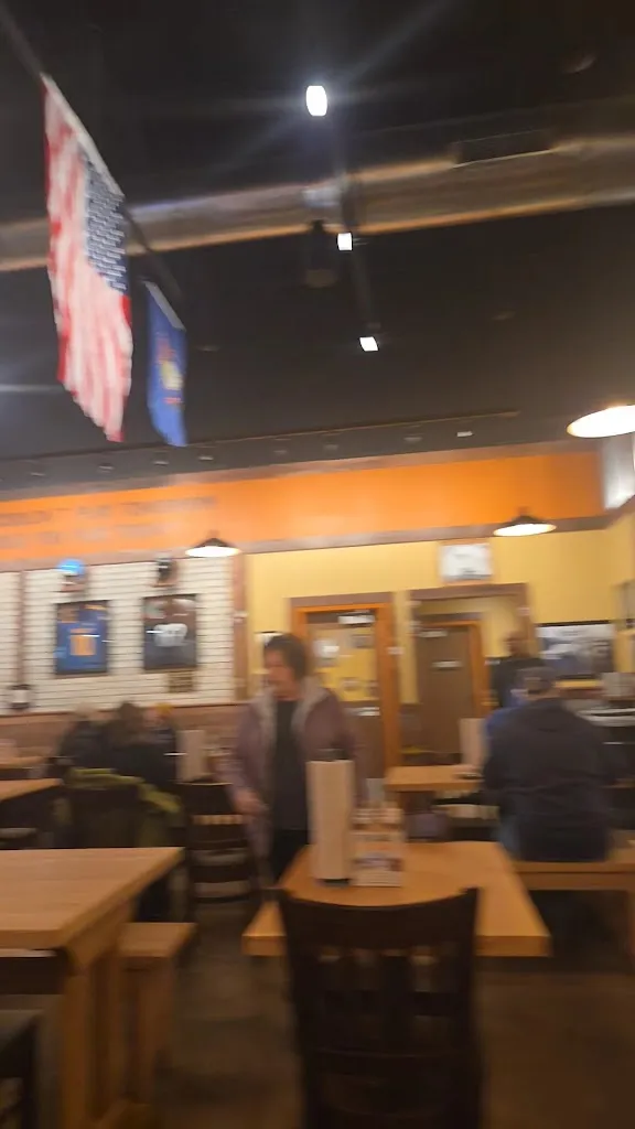 Kaylin M._MISSION BBQ_Cranberry Twp, PA_avis