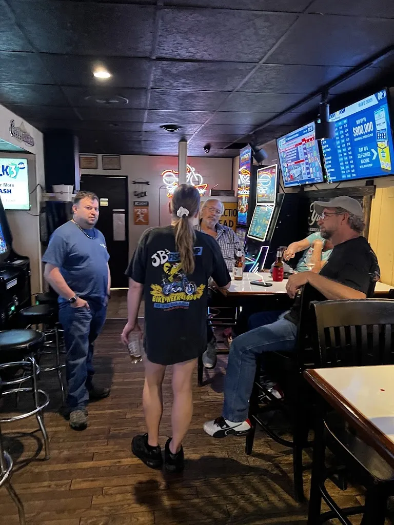 Kyle Starr_Wind Haven Bar & Grille_Cranberry Twp, PA_avis