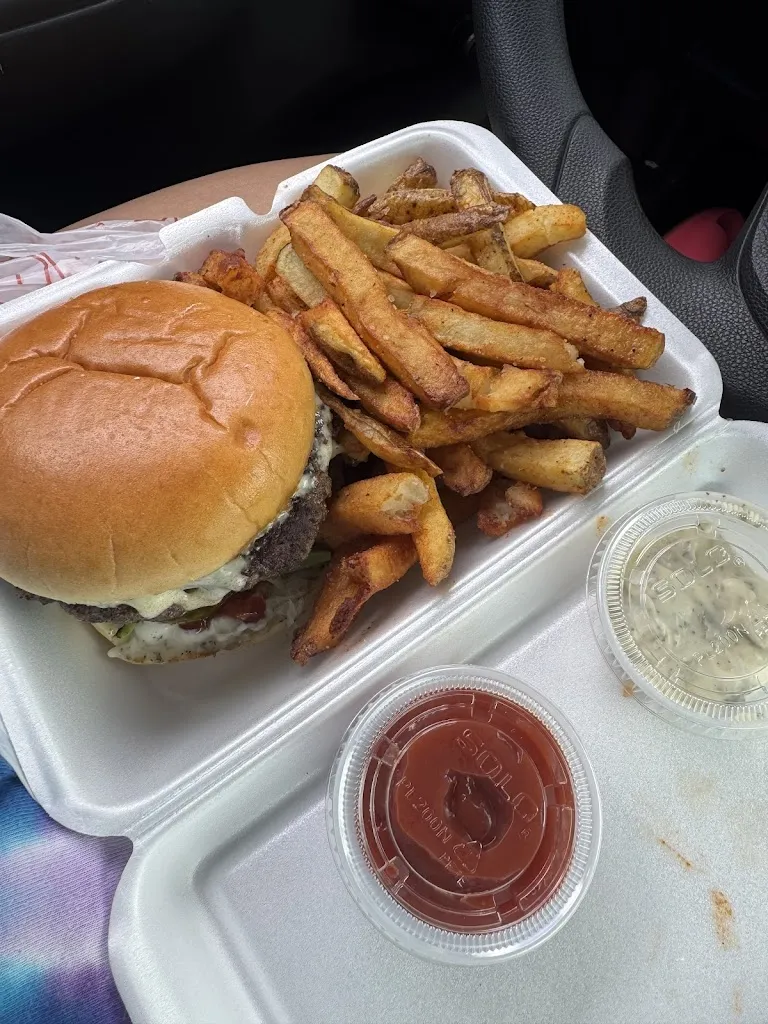Marie_Leonard's Backyard Bistro_PA 17701, United_review