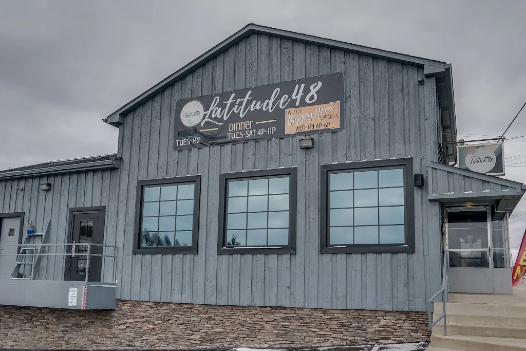 Latitude 48 restaurante en Finleyville, PA