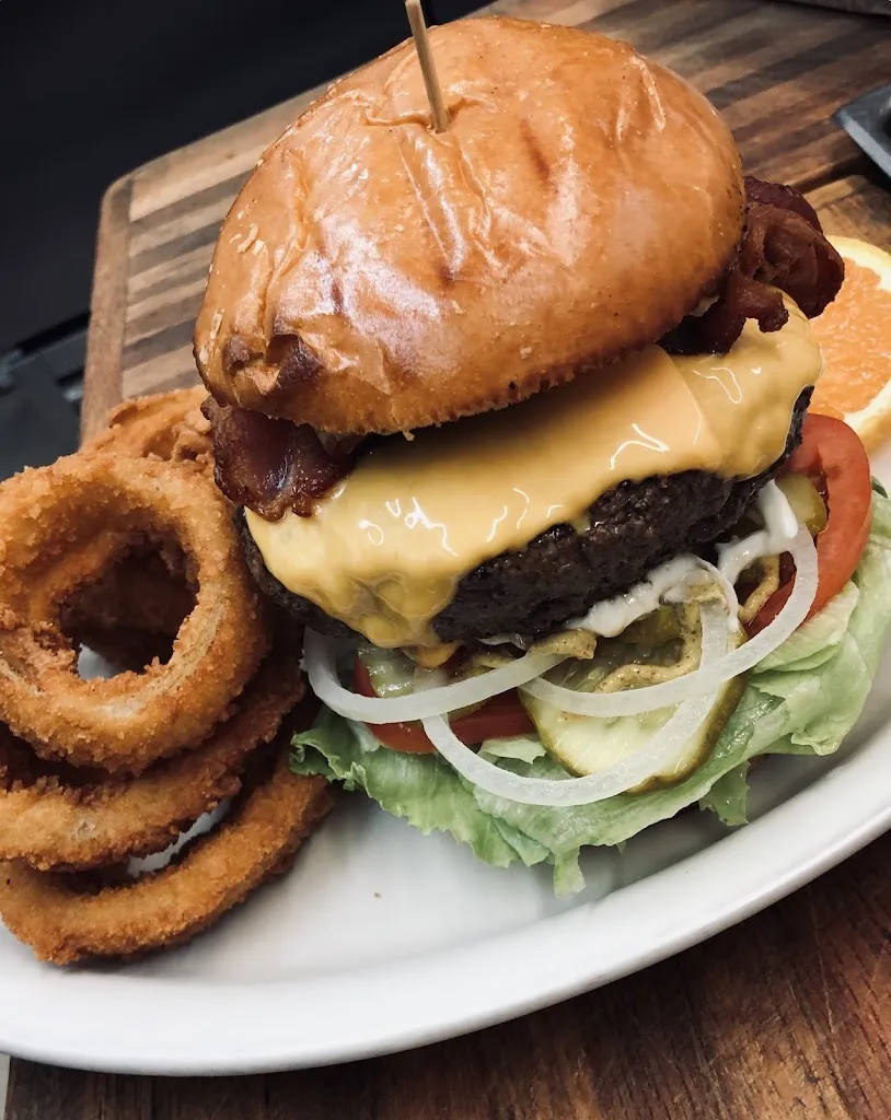 Lenzi's Restaurant_Monongahela, PA_slider_imagen_3