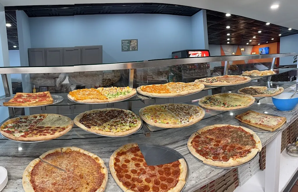 Marcos Pizza & Family Restaurant_Gilbertsville, PA_slider_imagen_2