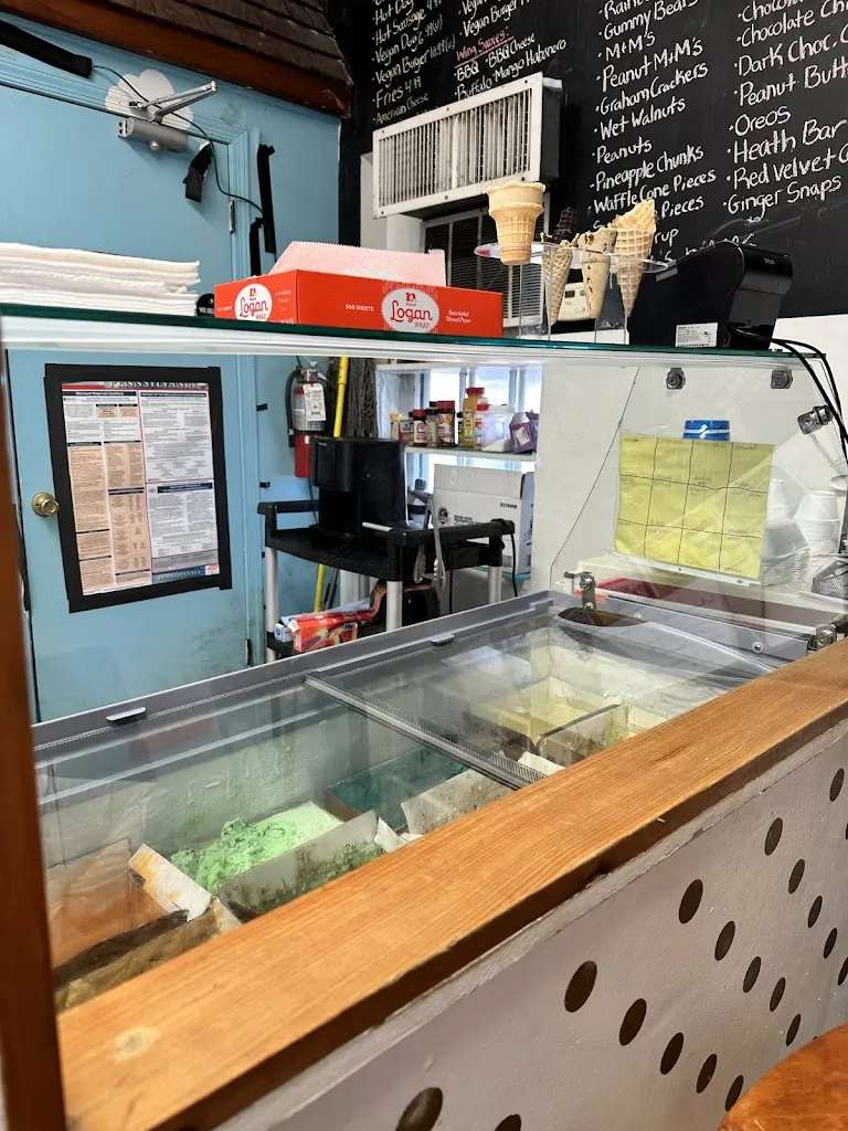 Dreams Ice Cream Factory At Glenside LLC restaurant in Glenside, PA