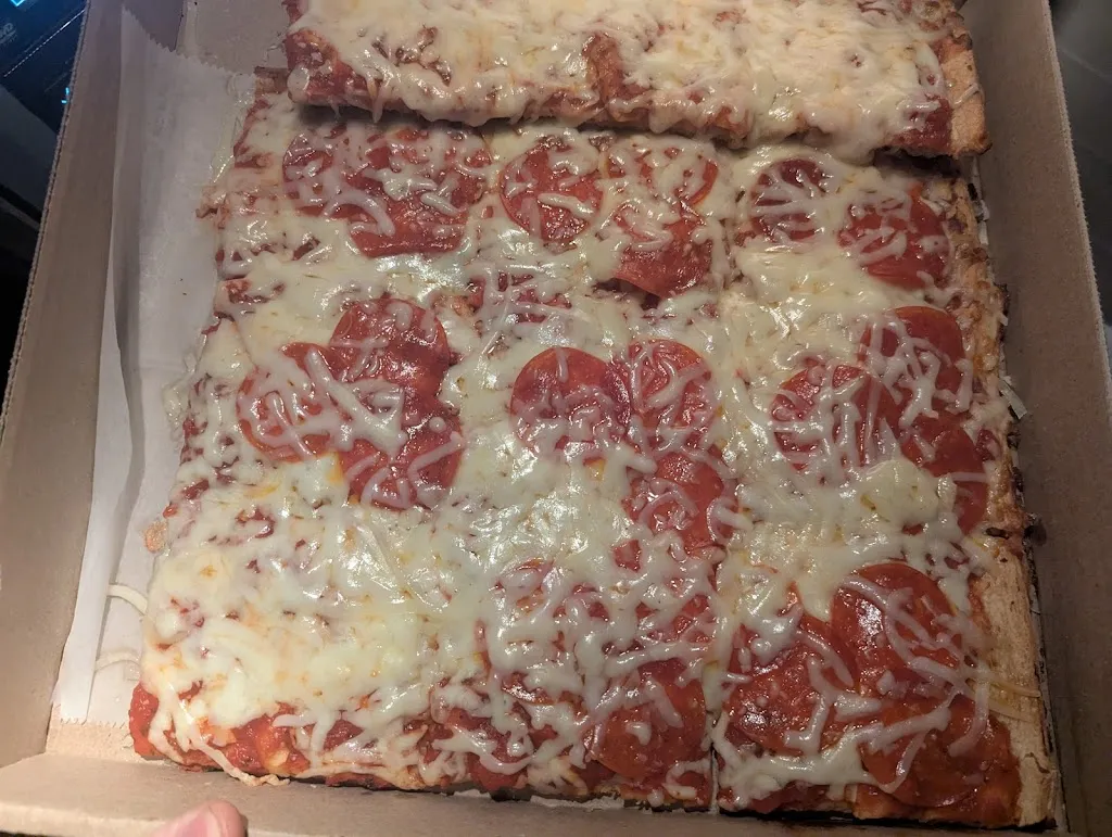 Jimmy Z's Pizza_Houston, PA_slider_imagen_2