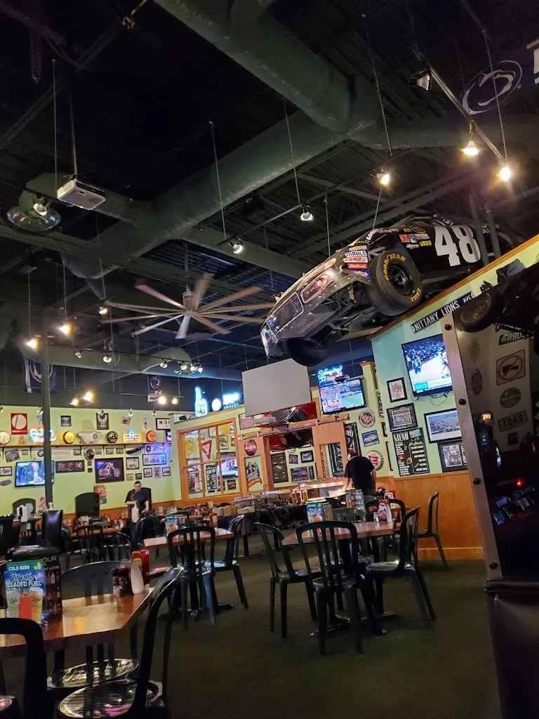 Brian Lewis_Quaker Steak & Lube_State College, PA_review