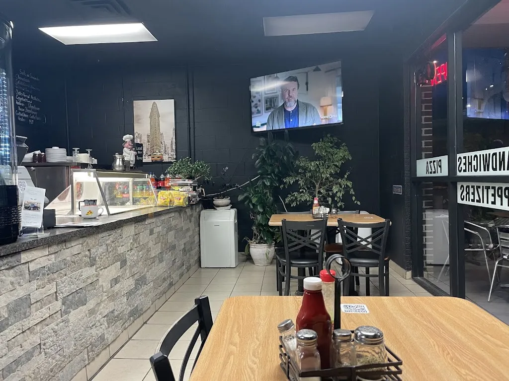 theDSsucks_The Cove New York Style Pizzeria_Squirrel Dr, State_review