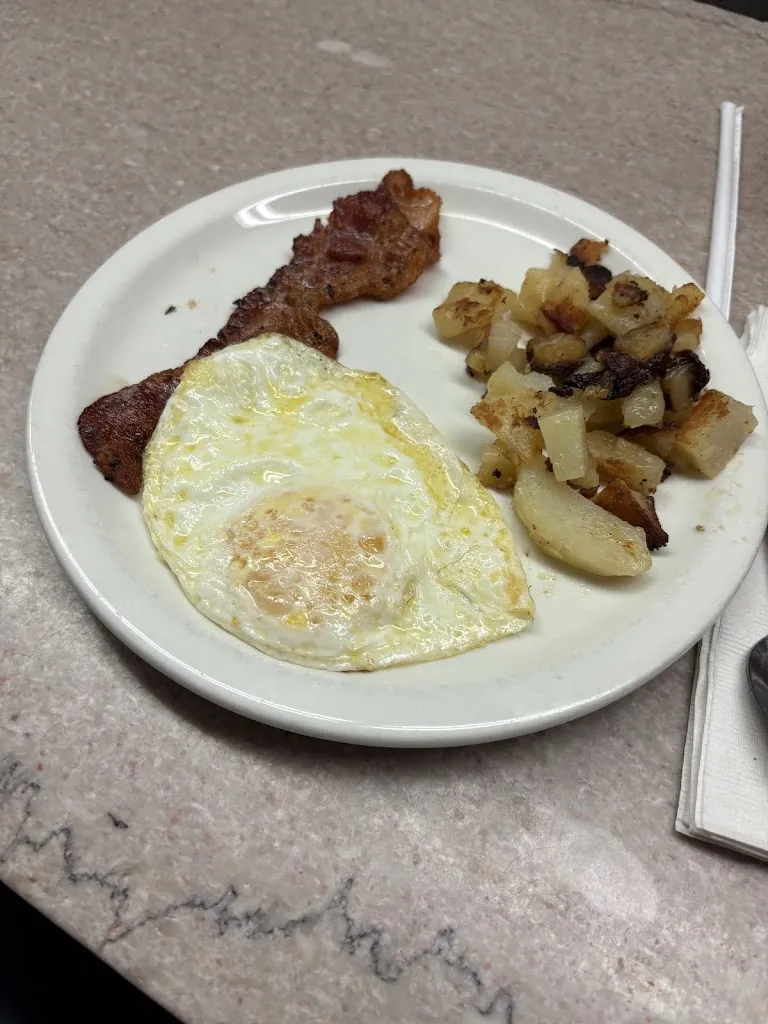 Darlene Kappert_Johnny's Diner_Pittsburgh, PA_avis