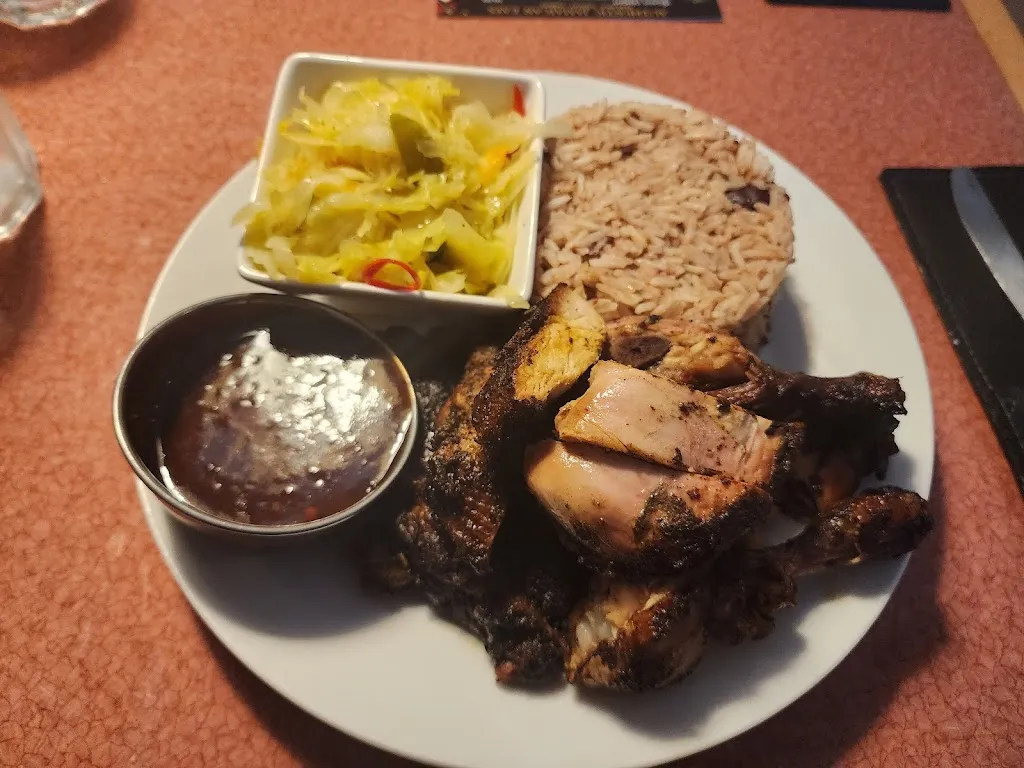 Amber Lynn_Jmekya_Crafton, PA_review