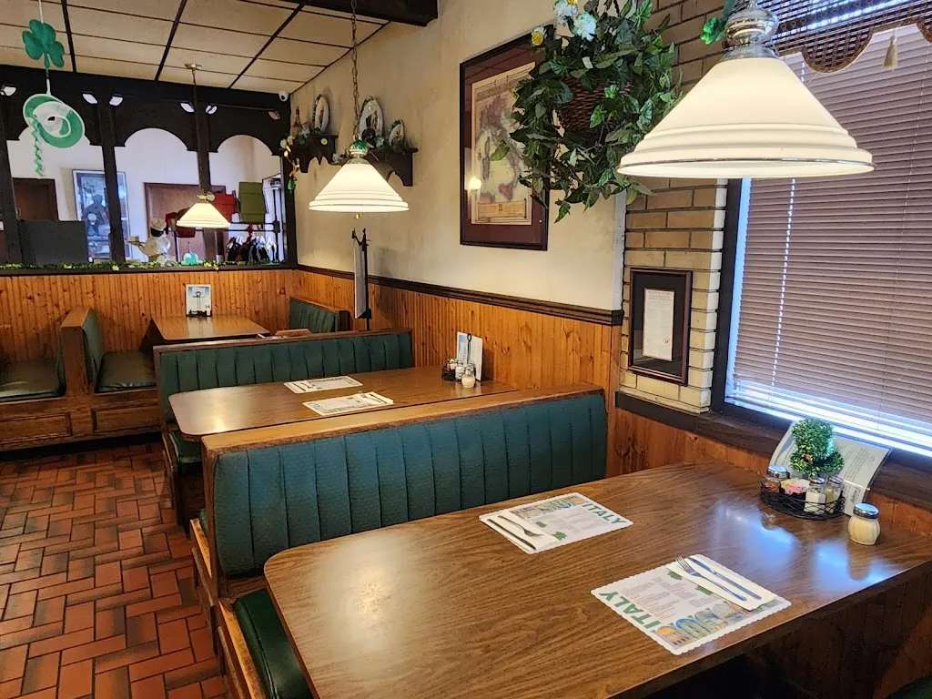 Juliano's Restaurant & Catering restaurant à 5476 Steubenville Pike, McKees