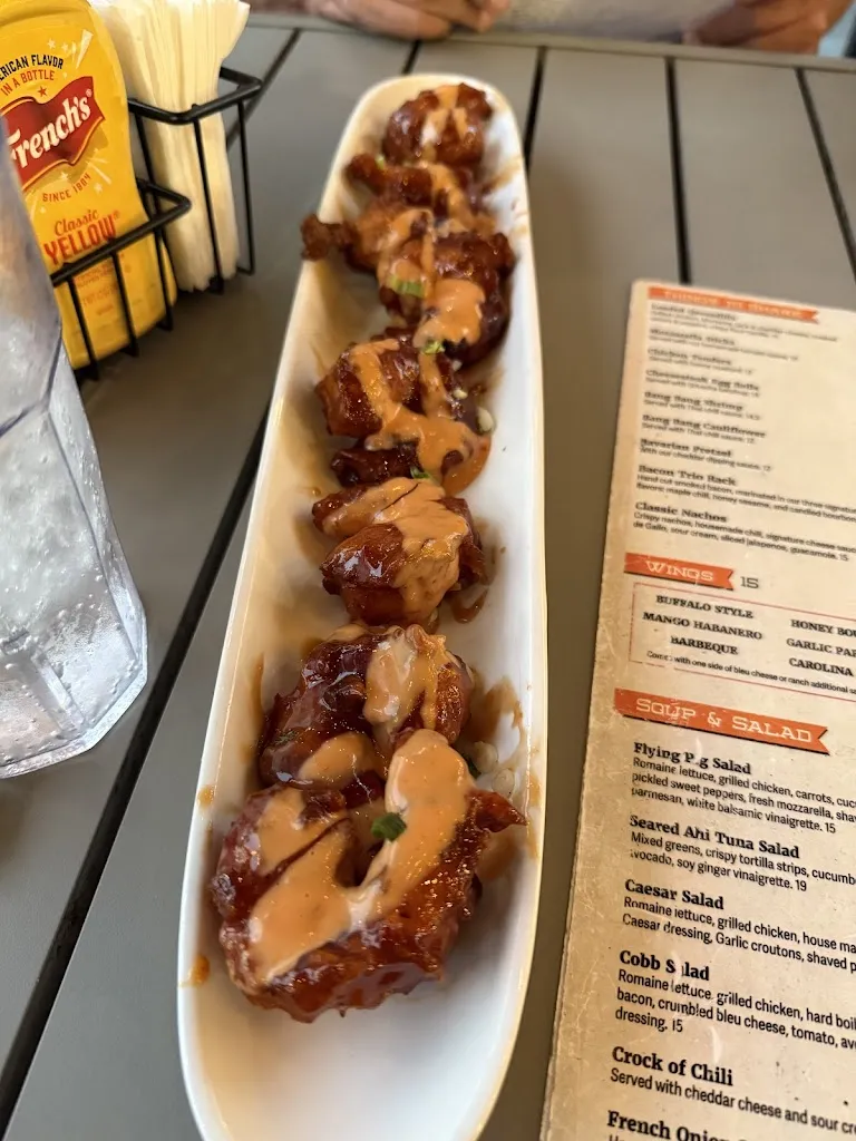 Laura M_Flying Pig Tavern & Tap Limerick_Limerick, PA_reseña