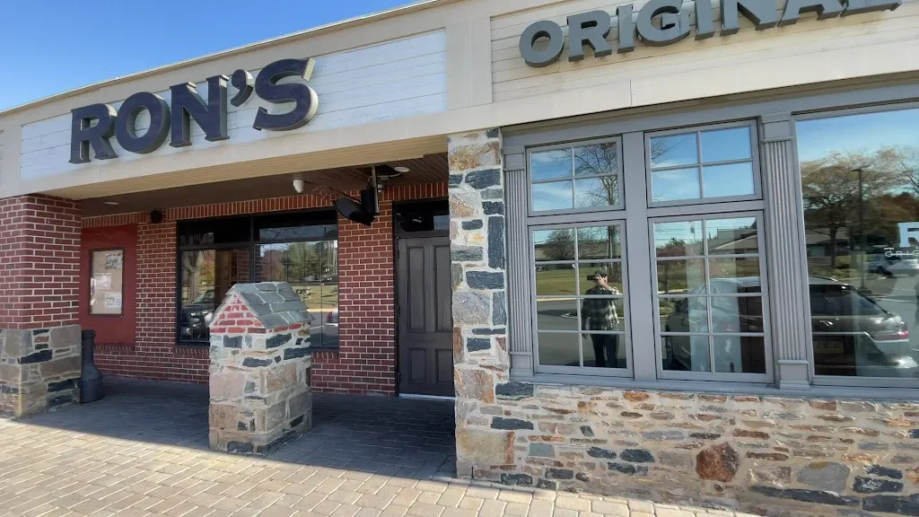 Ron's Original Bar & Grille_Exton, PA_slider_image_2