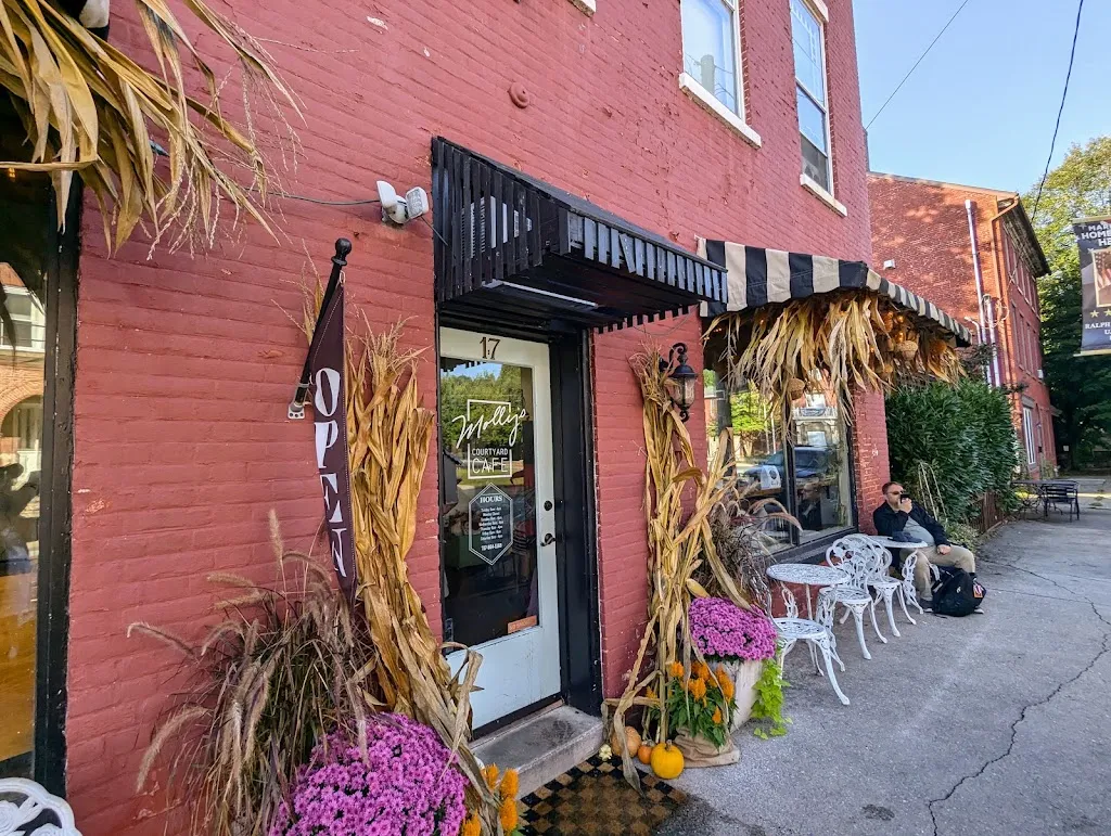 Molly's Courtyard Cafe of Marietta_Marietta, PA_slider_imagen_3