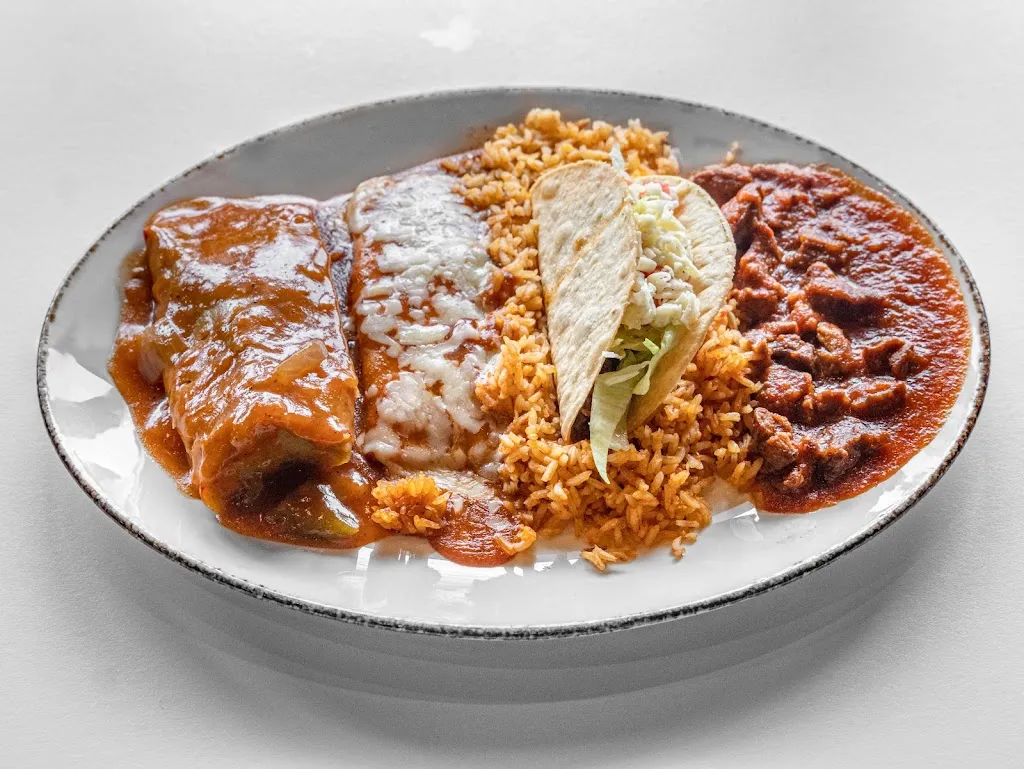 La Calera Mexican Bar & Grill_McMurray, PA_slider_imagen_2