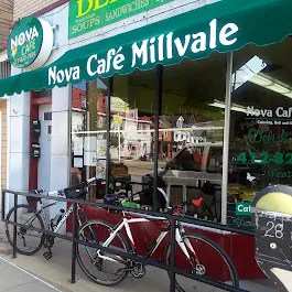 Nova Cafe Millvale restaurant à Pittsburgh, PA