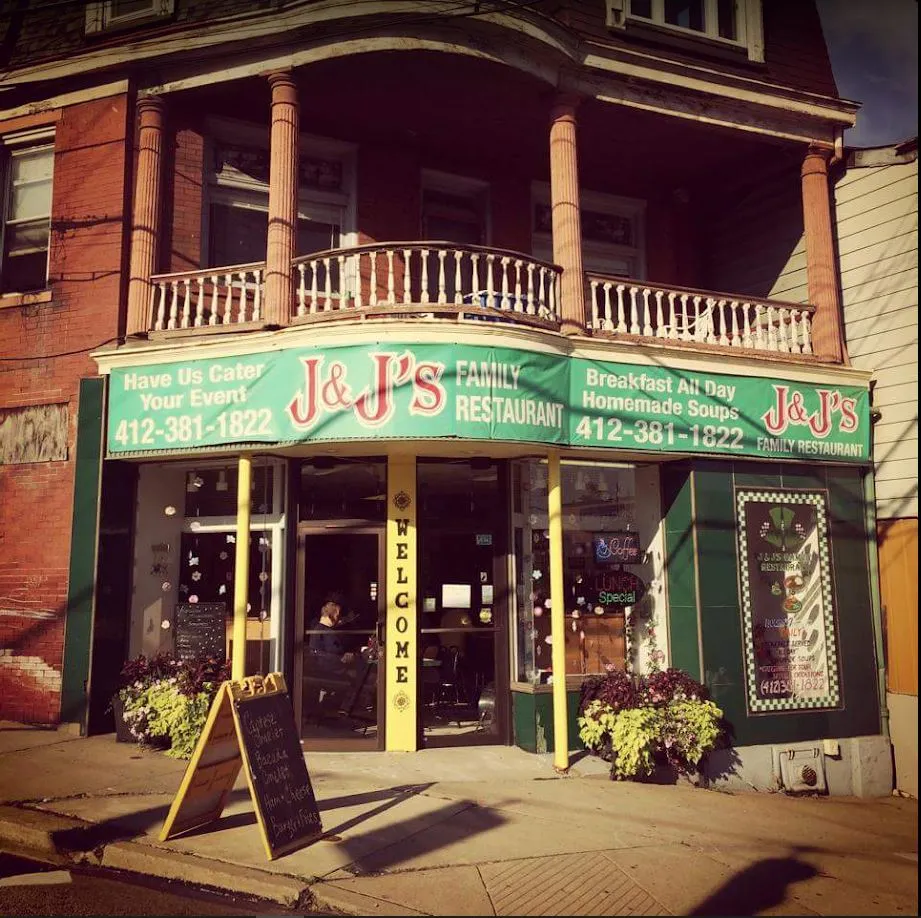 J & J's Family Restaurant & Catering restaurant à Pittsburgh, PA