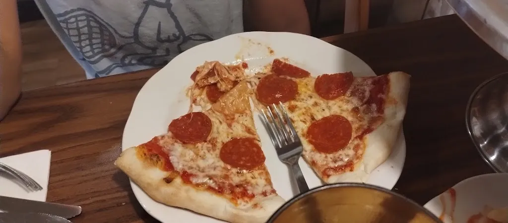Heydi Garay_Pizza Garden Italian Restaurant_New Oxford, PA_review