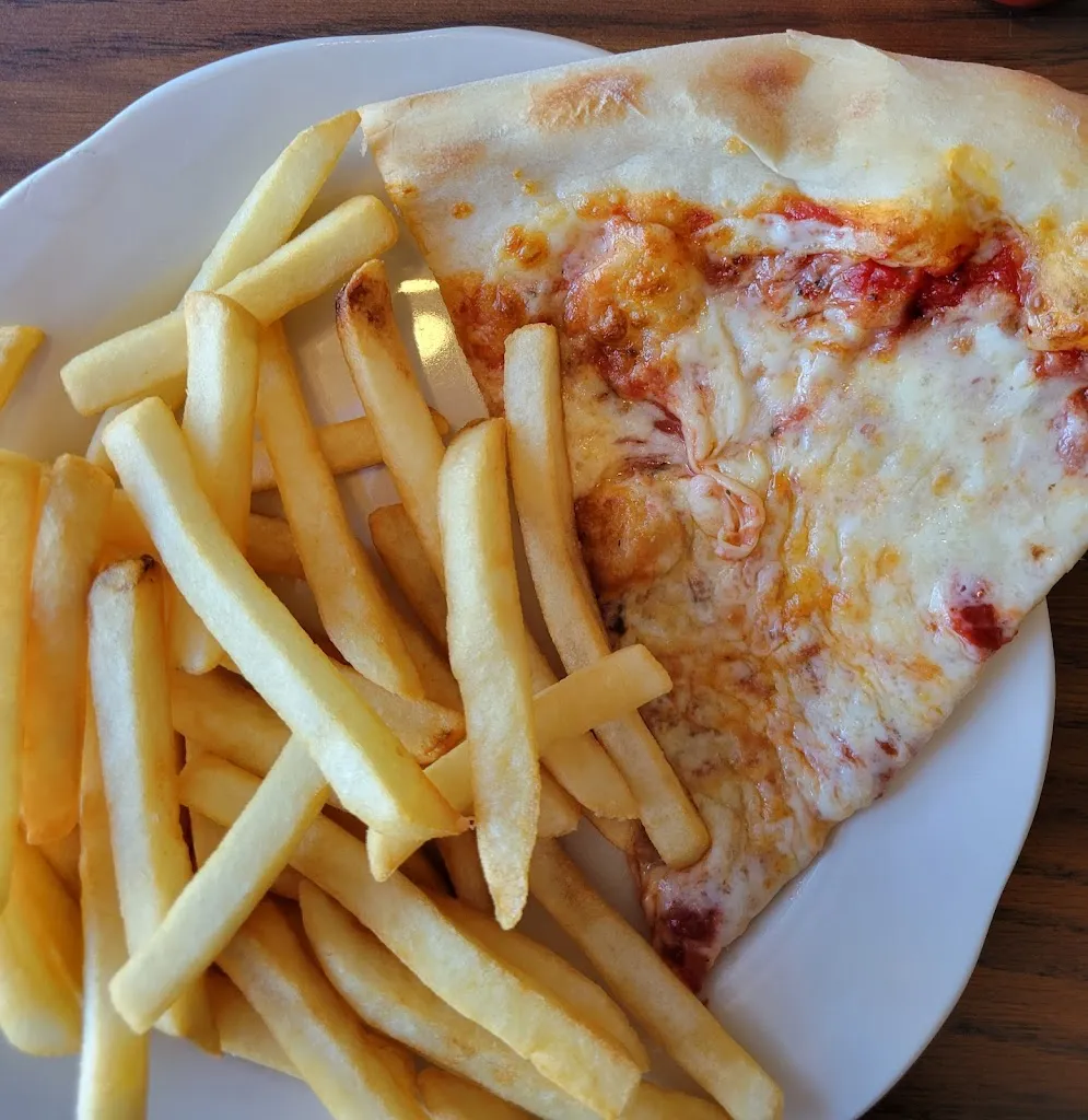 Pizza Garden Italian Restaurant_New Oxford, PA_slider_image_2