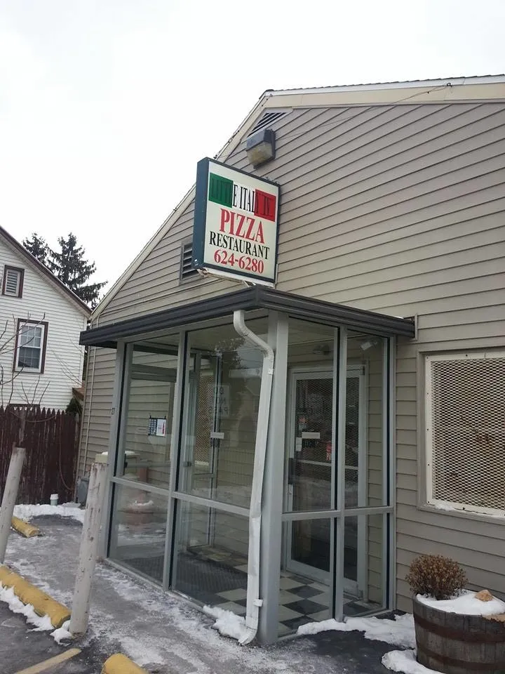 Little Italy IV restaurant in New Oxford, PA
